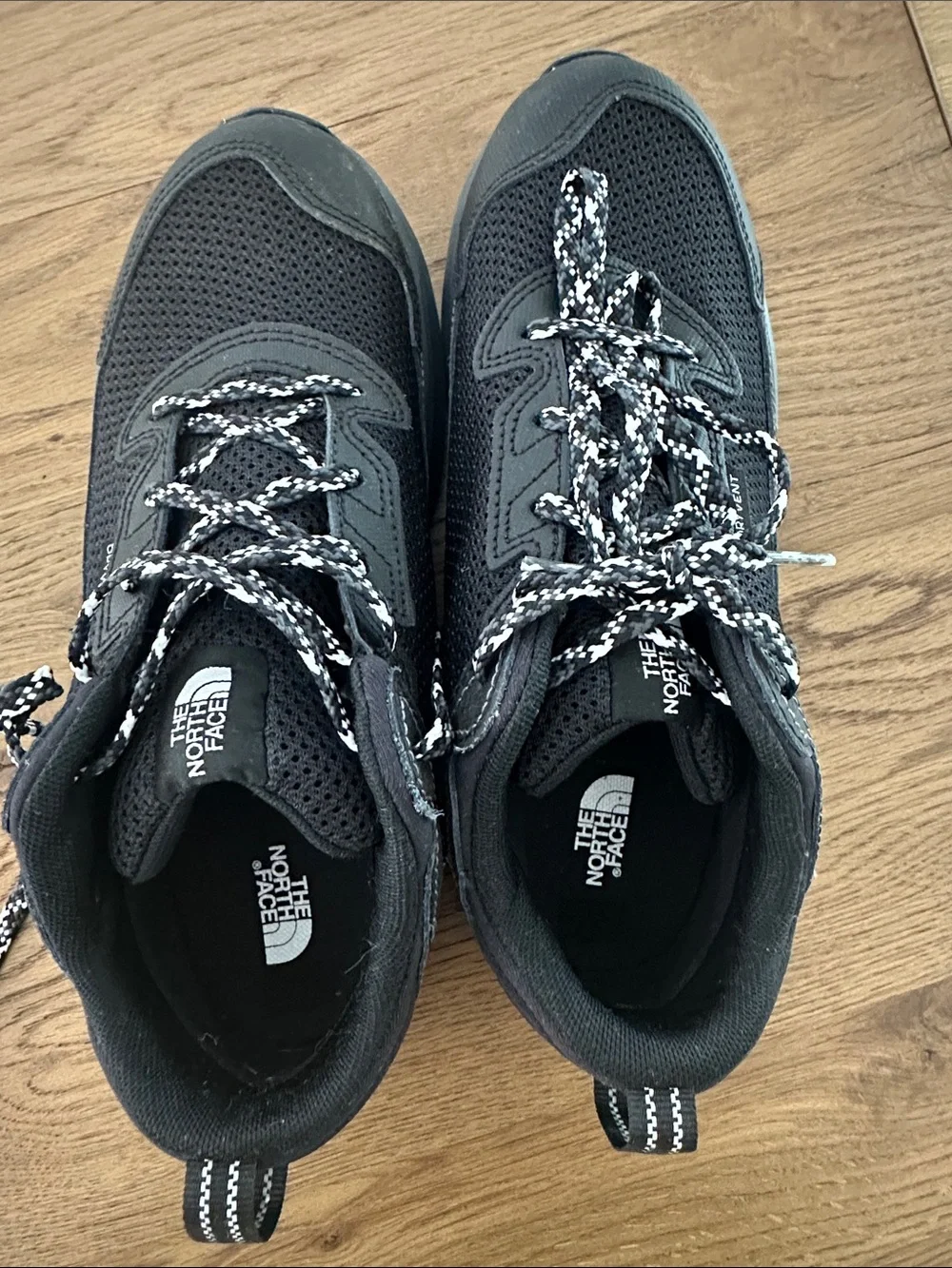 The North Face Youth Fastpack Hiker Waterproof shoes